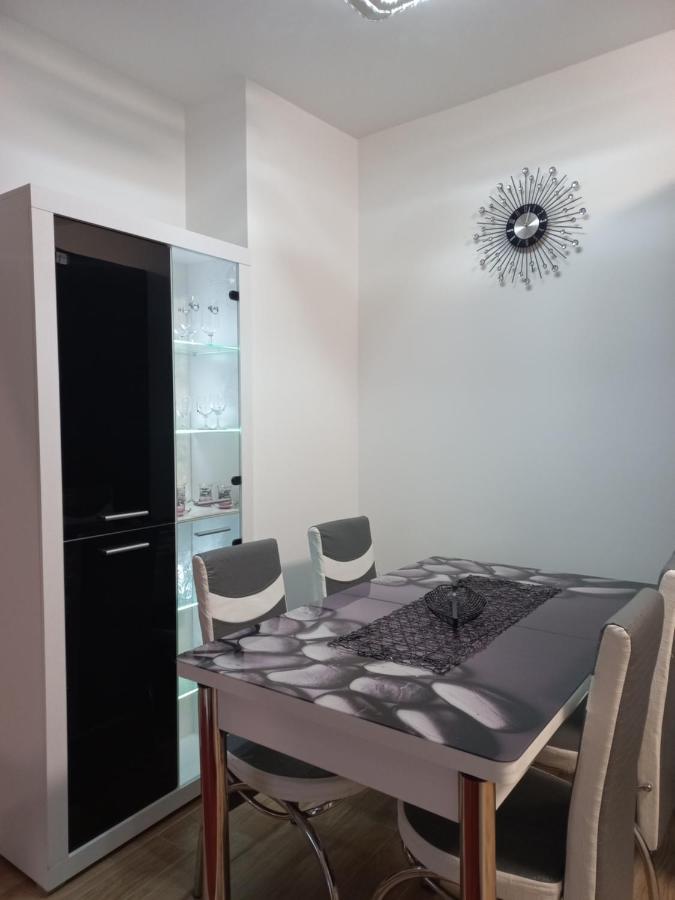 Twins Apartments Cacak Ngoại thất bức ảnh